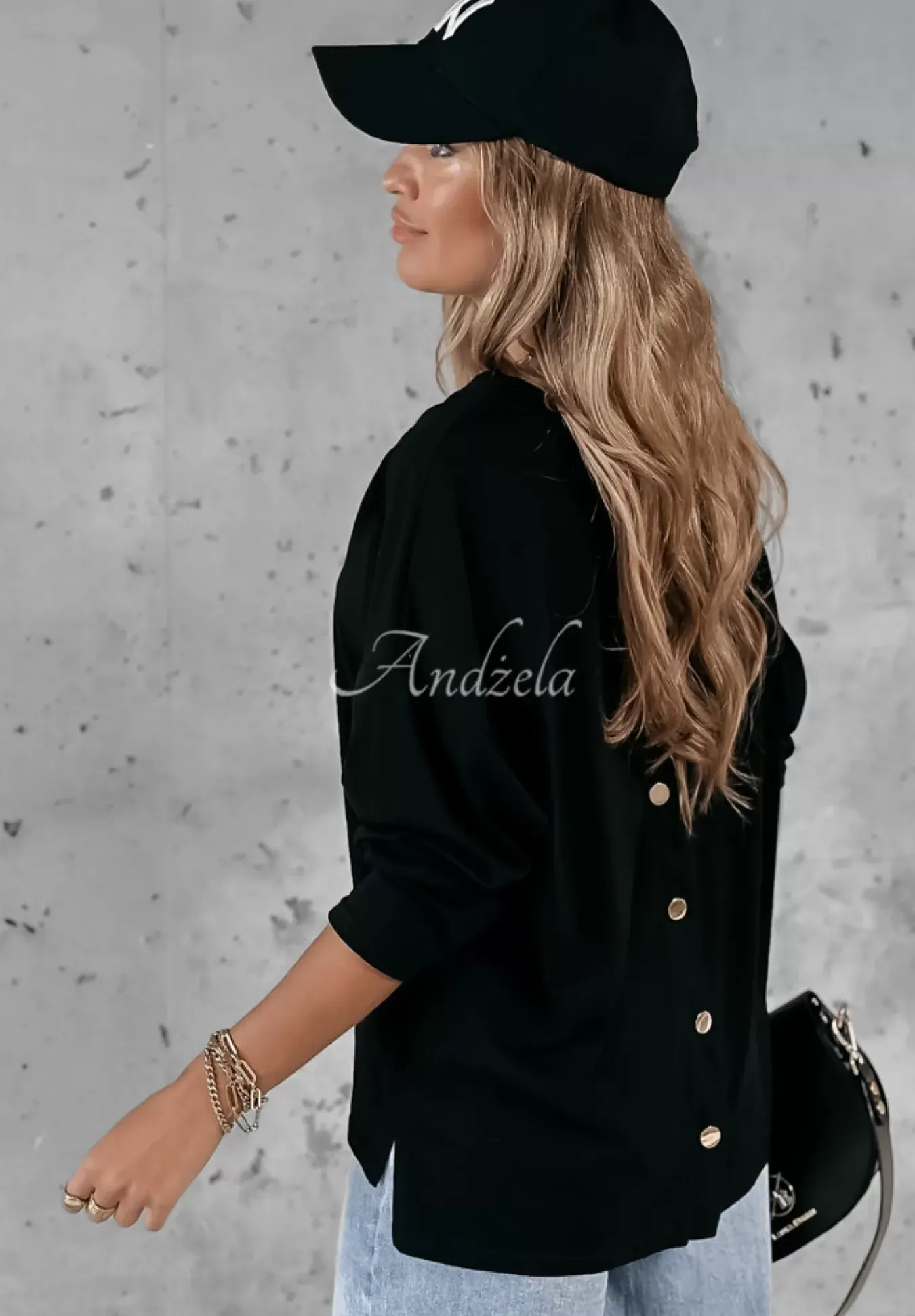 Bluzka Z Dekoltem Make It Simple Czarna
