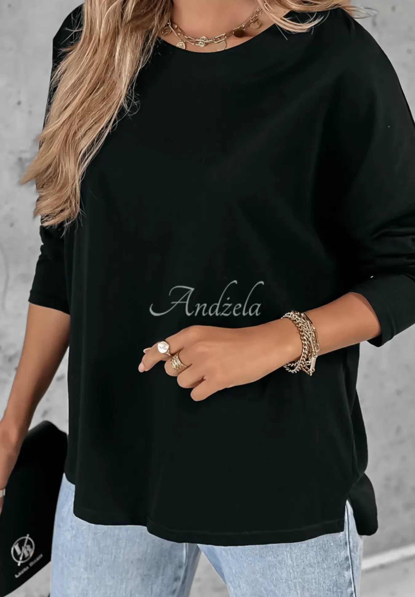 Bluzka Z Dekoltem Make It Simple Czarna