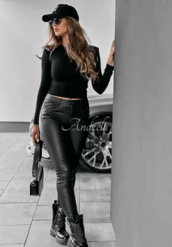 Bluzka Ze Sciagaczami Femme Finesse Czarna