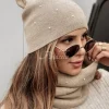 Czapka Beanie Z Perelkami It'S Colder Bezowa