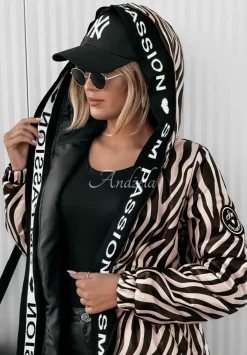 Dluga Kurtka W Zebre Shanti Bezowo-Czarna