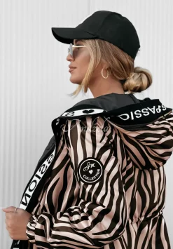Dluga Kurtka W Zebre Shanti Bezowo-Czarna