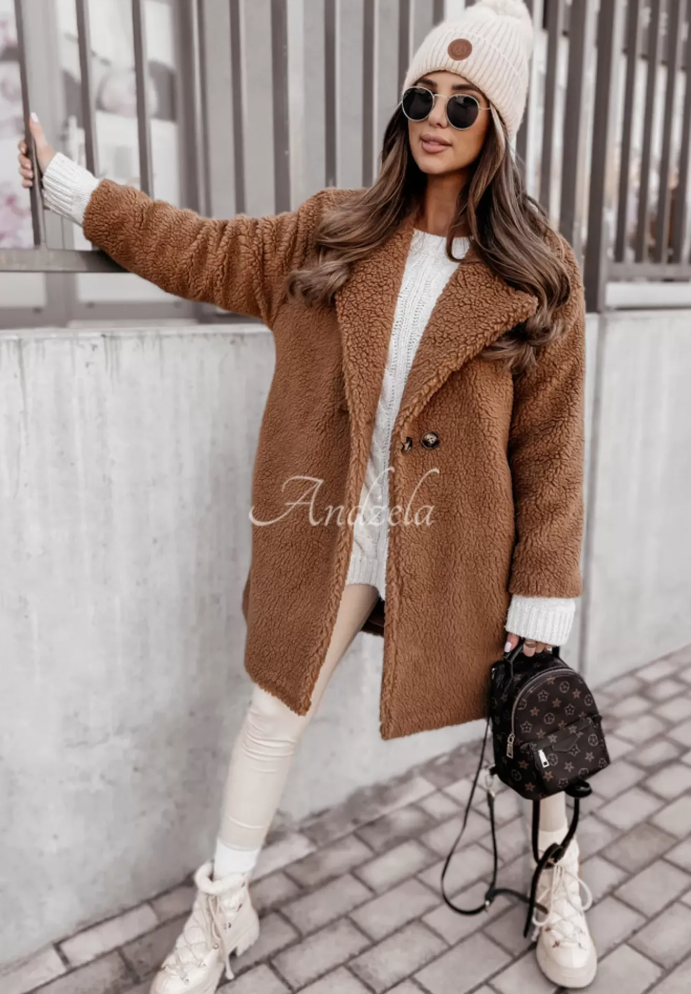 Dlugi Plaszcz Z Imitacji Kozucha Helsinki Camelowy