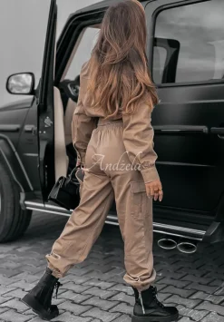 Komplet Outfit The World Camelowy