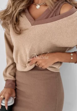 Komplet Prazkowana Sukienka I Sweter Autumn Feelings Jasnoczekoladowy