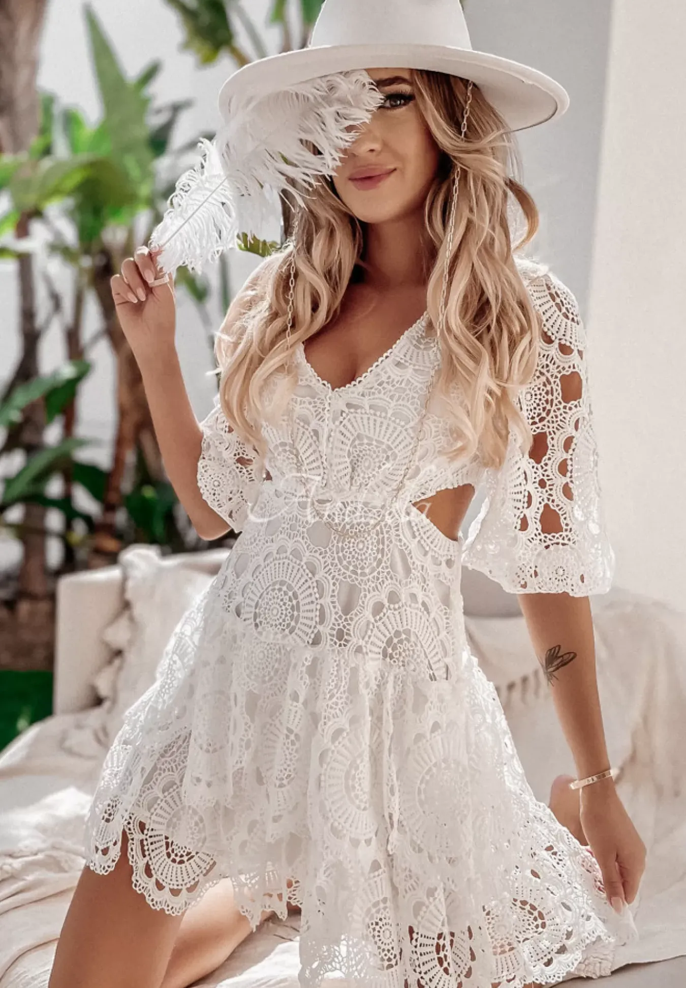 Koronkowa Sukienka Z Falbankami Boho Marbella Ecru
