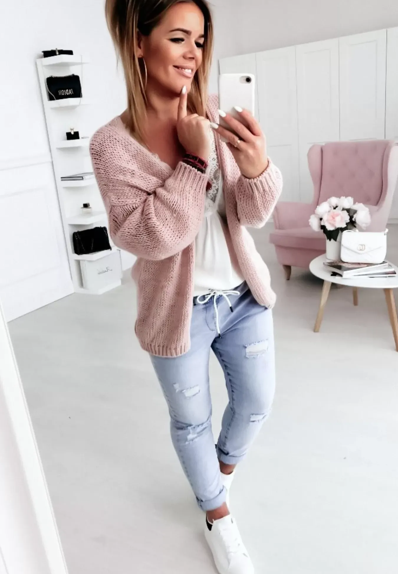 Krotki Dzianinowy Kardigan Bonita Pudrowy Roz