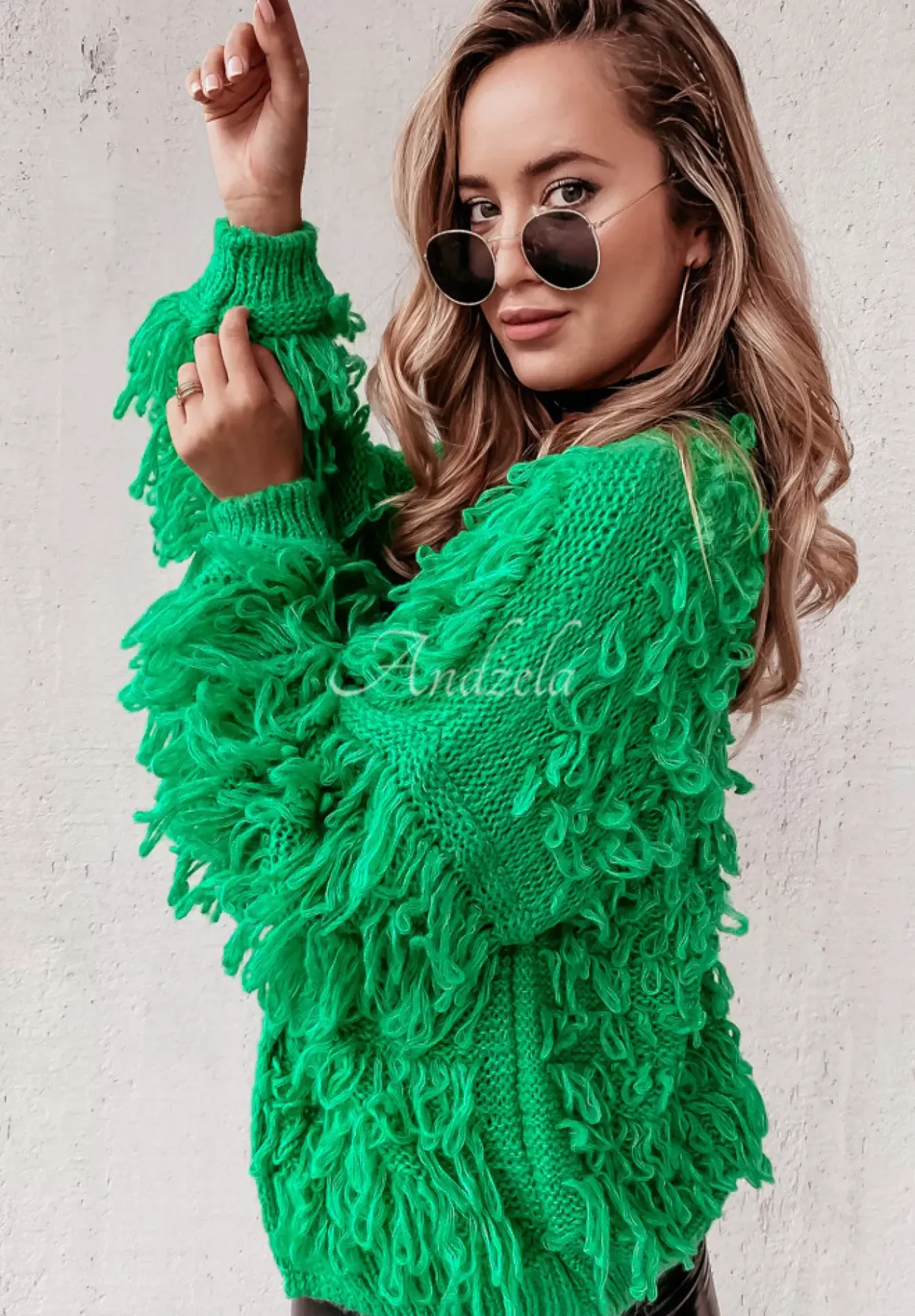 Krotki Kardigan Z Fredzlami Fringe Zielony