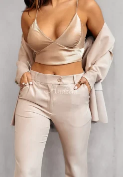 Krotki Satynowy Top Na Zdobionych Ramiaczkach Glam Goddess Bezowy