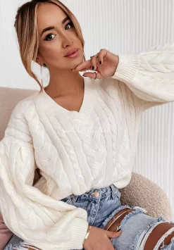 Krotki Sweter Z Ozdobnym Splotem Braidy Ecru