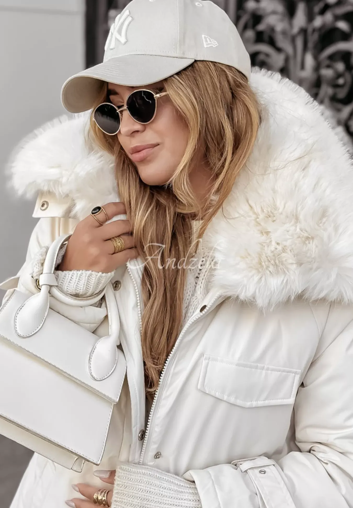 Kurtka Parka Z Futerkiem Change The World Jasnobezowa