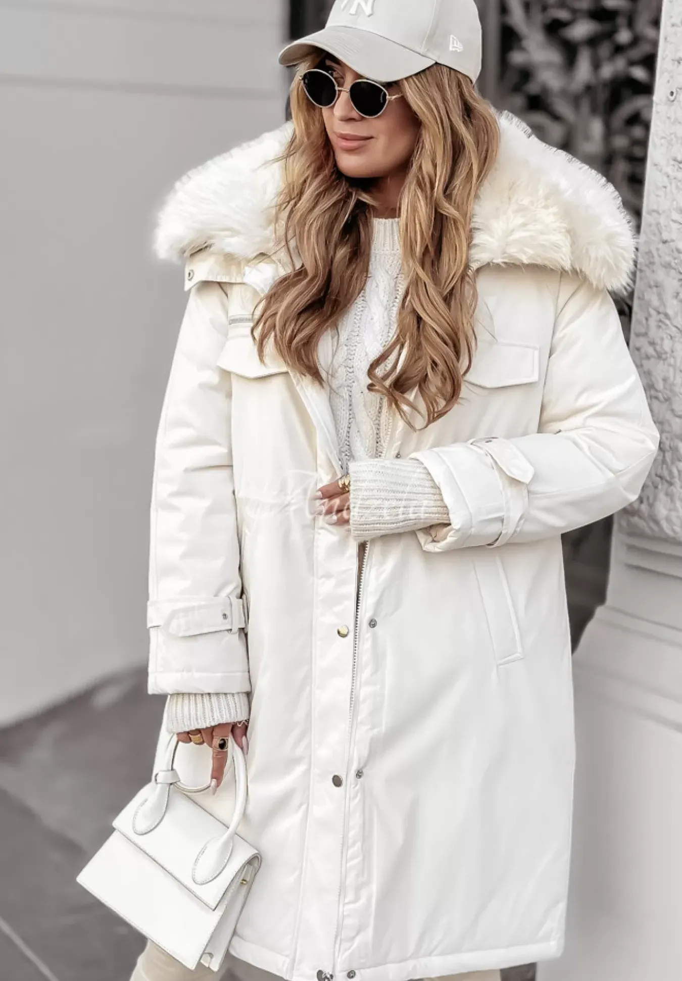 Kurtka Parka Z Futerkiem Change The World Jasnobezowa