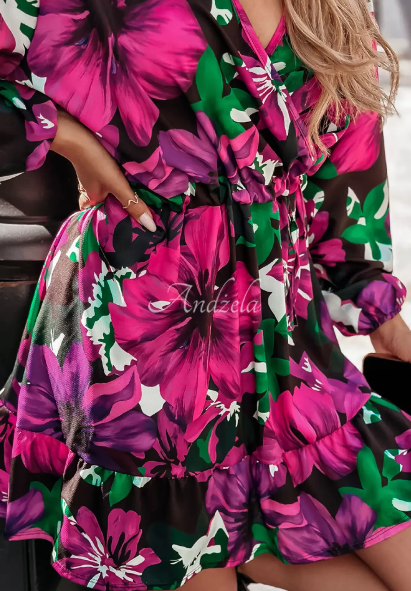 Kwiecista Sukienka Floral Finesse Czarno-Fioletowa