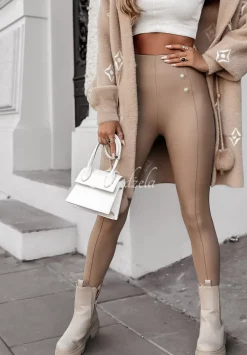 Legginsy Z Imitacji Skory Z Guzikami Graceful Glam Bezowe
