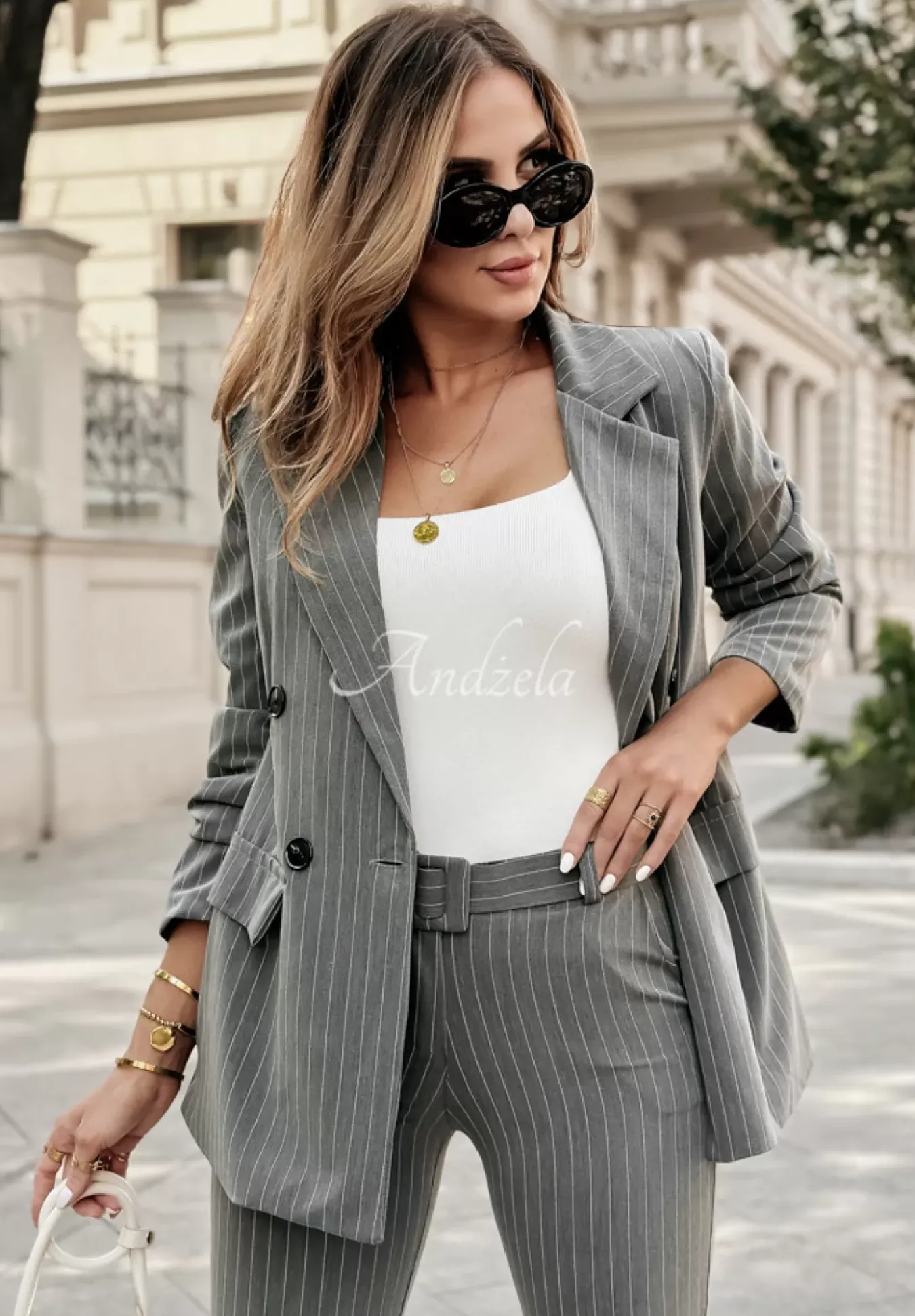 Materialowe Spodnie Cygaretki W Paski Nothing But Class Szare