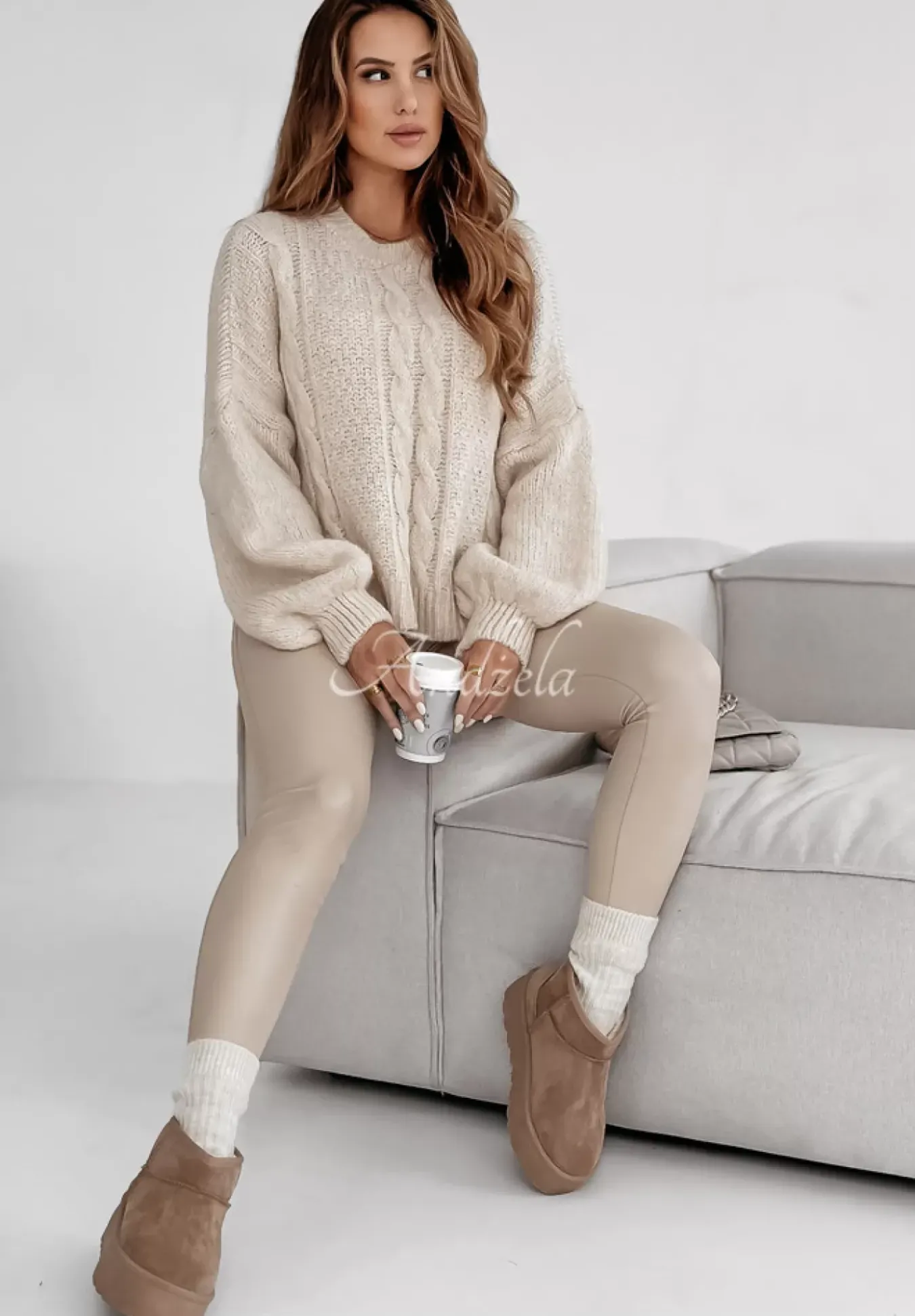 Ozdobnie Pleciony Sweter Oversize Aravis Ecru