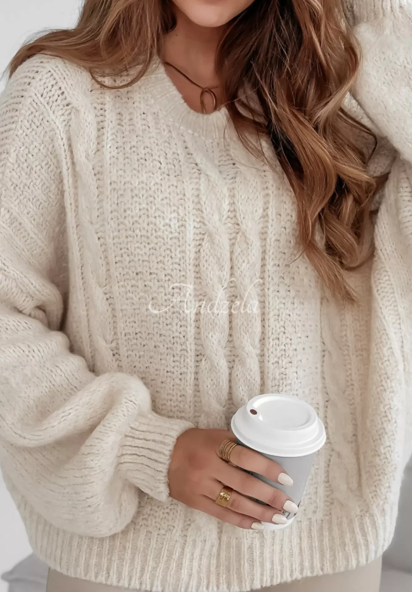 Ozdobnie Pleciony Sweter Oversize Aravis Ecru