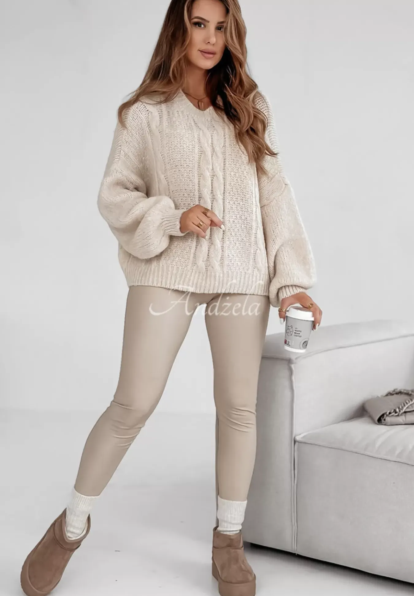 Ozdobnie Pleciony Sweter Oversize Aravis Ecru