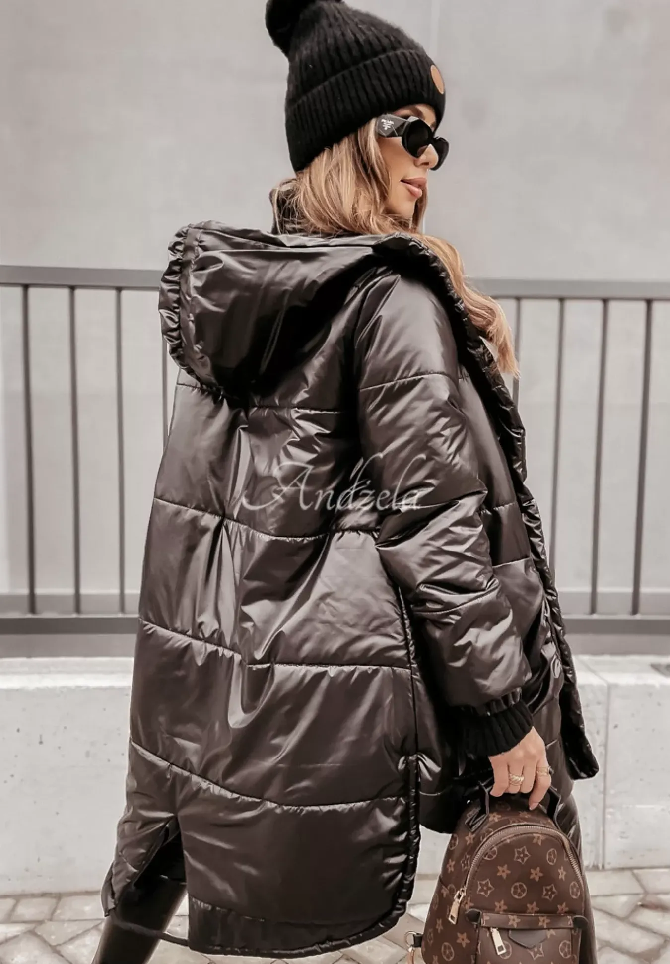 Pikowana Kurtka Oversize Berrani Czarna