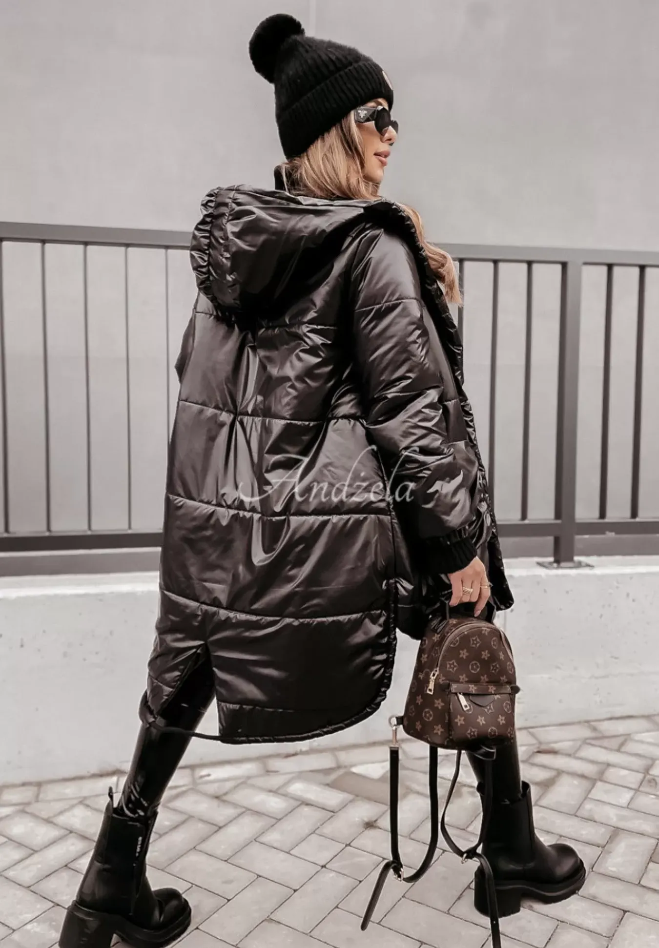Pikowana Kurtka Oversize Berrani Czarna