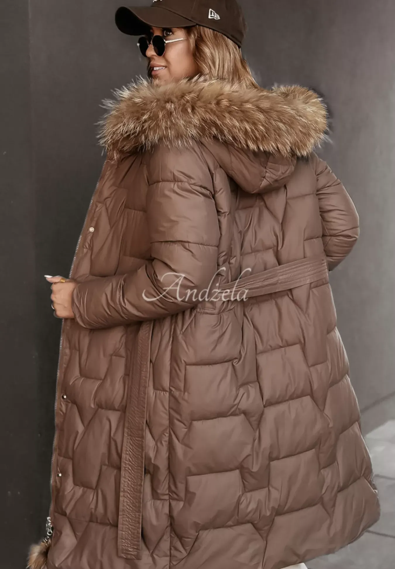 Pikowana Kurtka Z Futerkiem Frostbite Czekoladowa