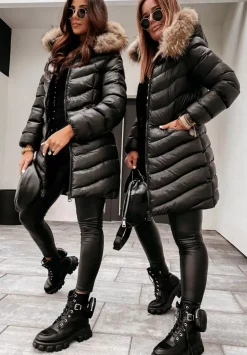 Pikowana Kurtka Z Kapturem Winter Czarna
