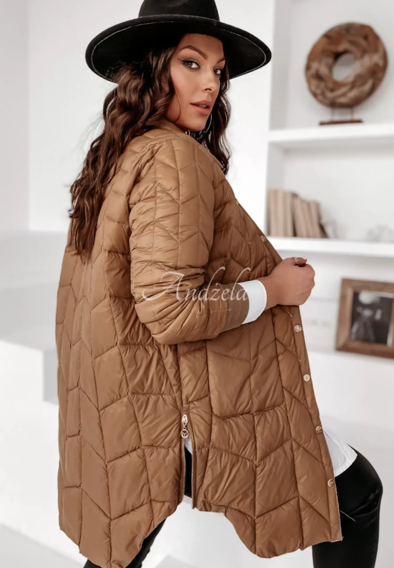 Pikowany Plaszcz Z Suwakami Trish Camelowy