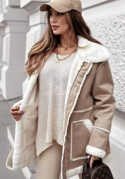 Plaszcz Z Imitacji Zamszu Z Futerkiem Icy Elegance Bezowy