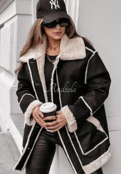 Plaszcz Z Imitacji Zamszu Z Futerkiem Icy Elegance Czarny