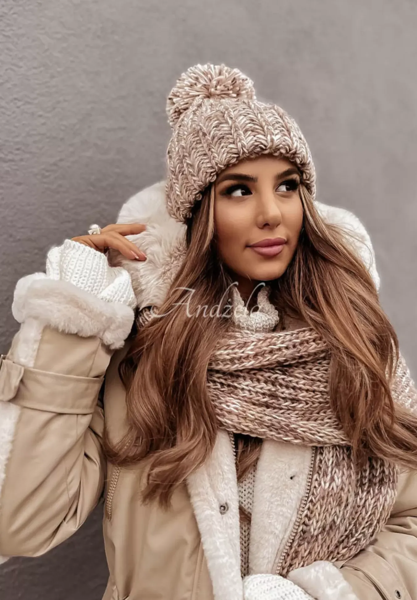 Pleciony Szal Laponia Mokka-Ecru