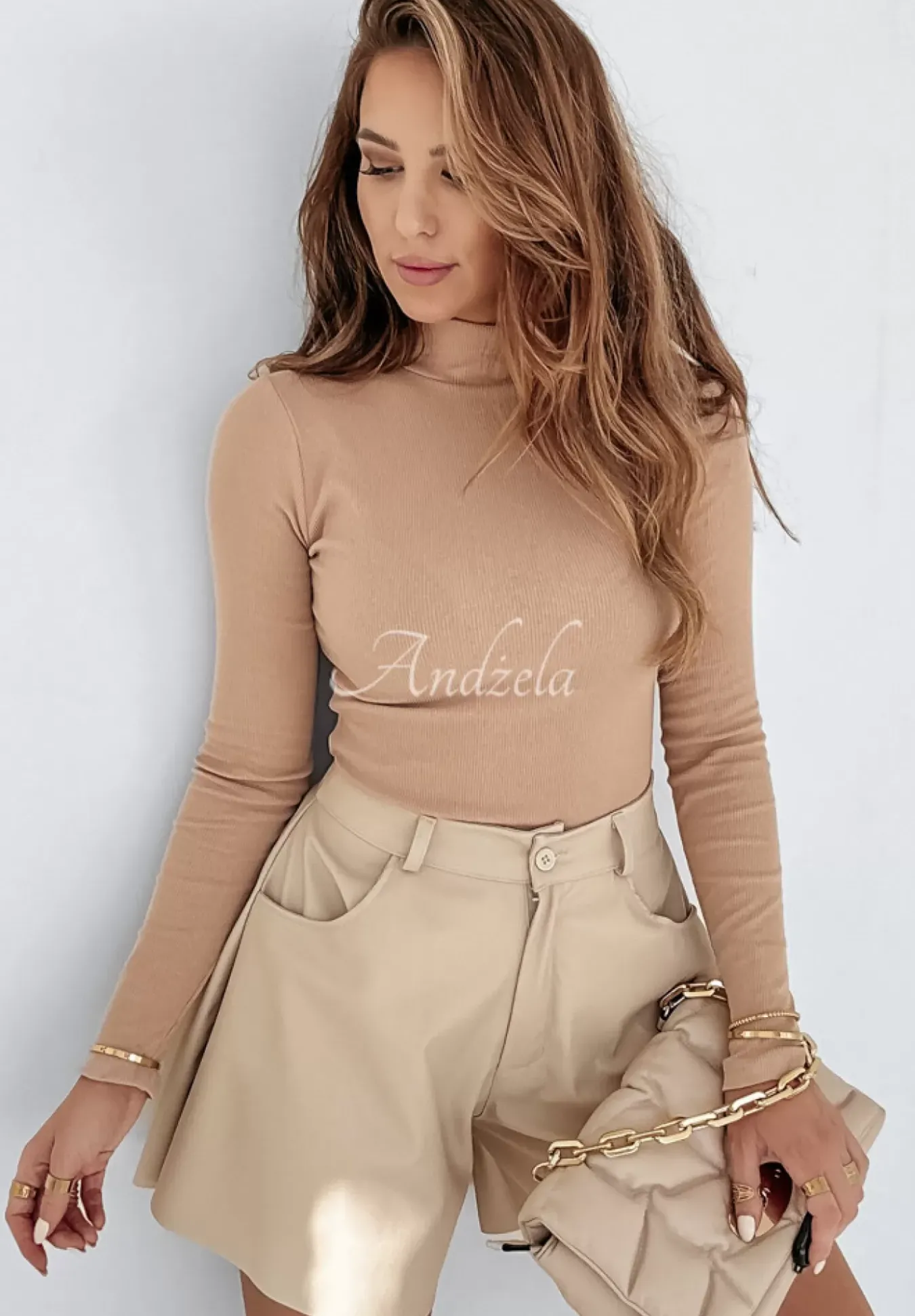 Prazkowana Bluzka Z Polgolfem Classy Closet Bezowa