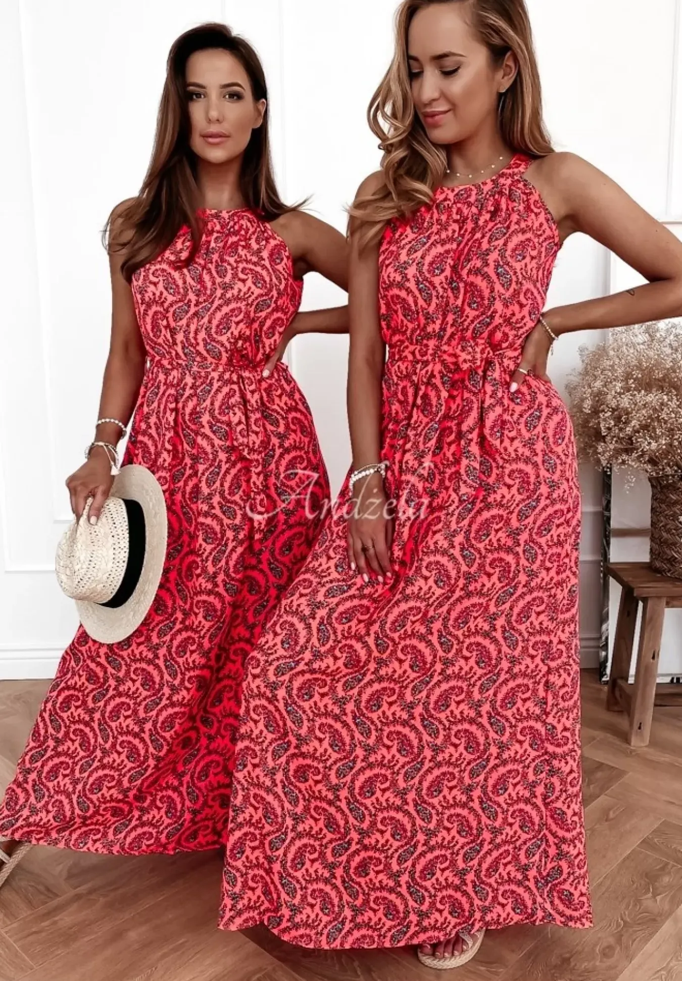 Sukienka Maxi We Wzory Salvadori Neonowy Rozowy