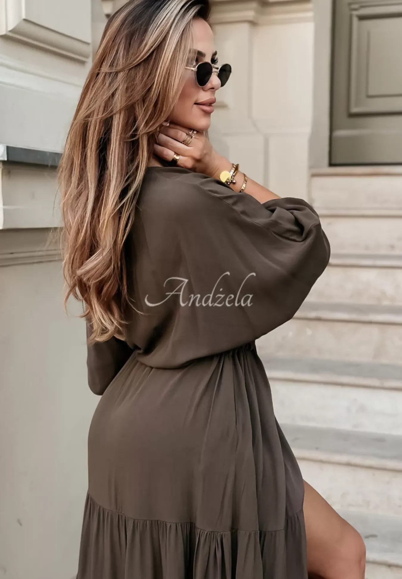 Sukienka Maxi Z Falbankami Colletta Brazowa