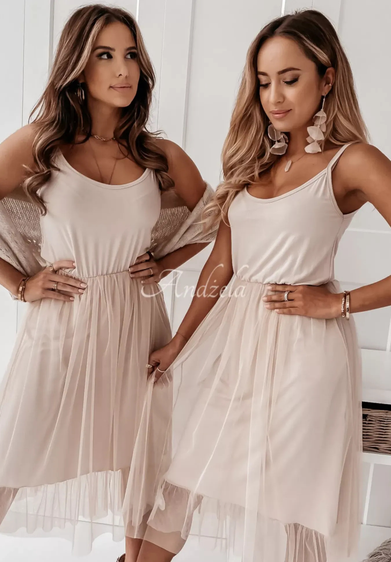 Sukienka Midi Z Tiulem Avana Nude