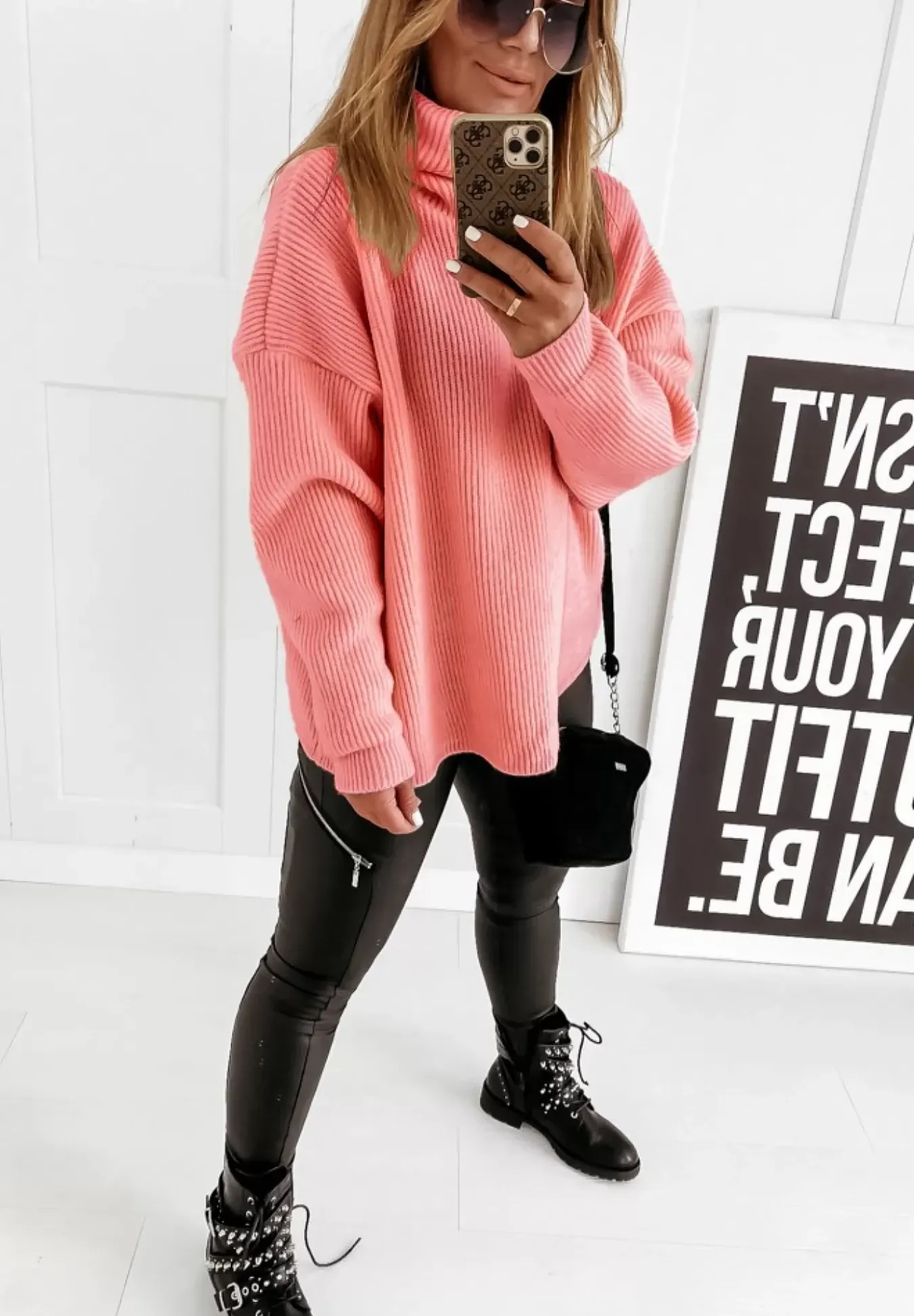 Sweter Oversize Z Golfem Fuller Koralowy
