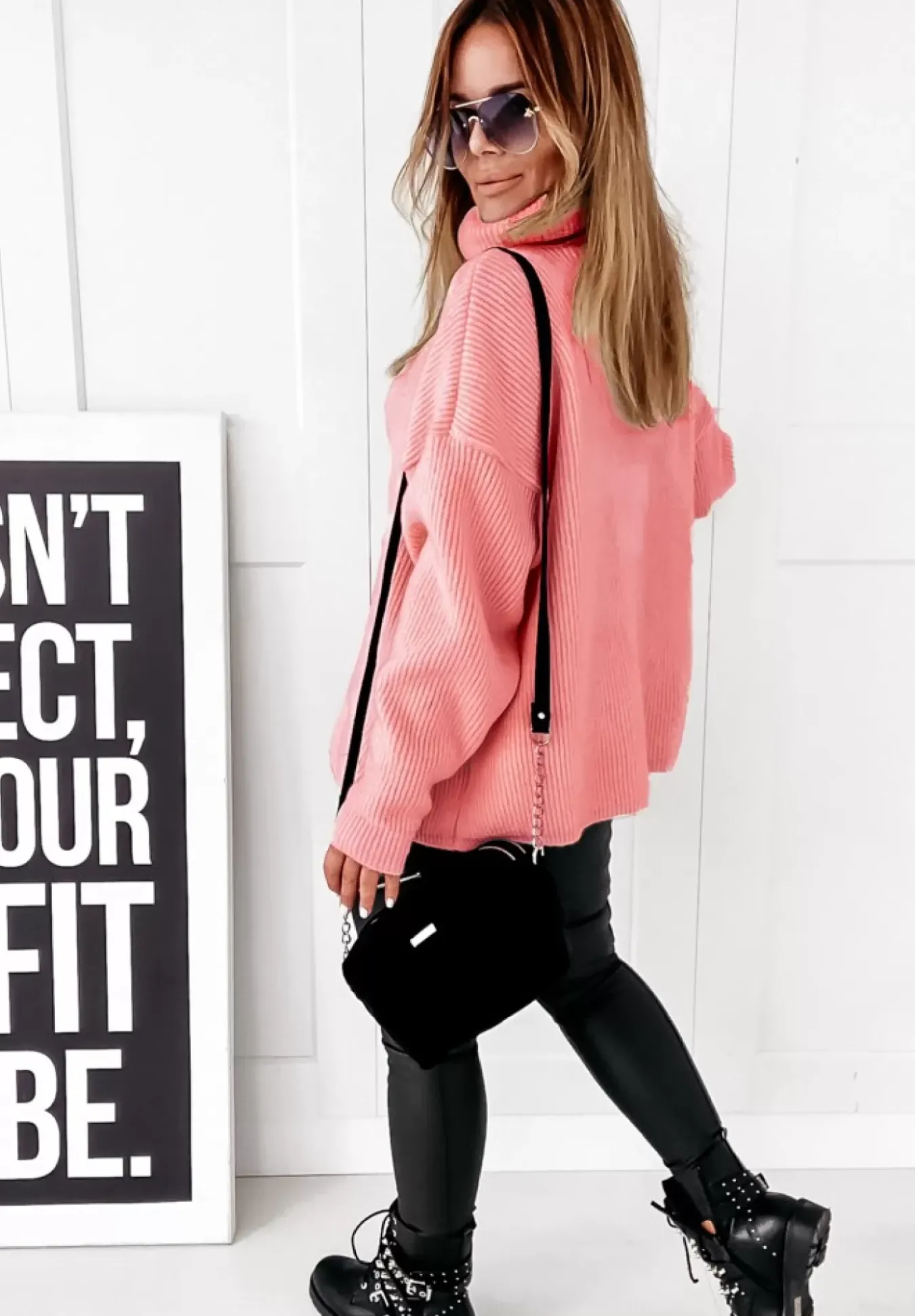Sweter Oversize Z Golfem Fuller Koralowy