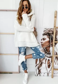 Sweter Oversize Z Kapturem Carra Ecru