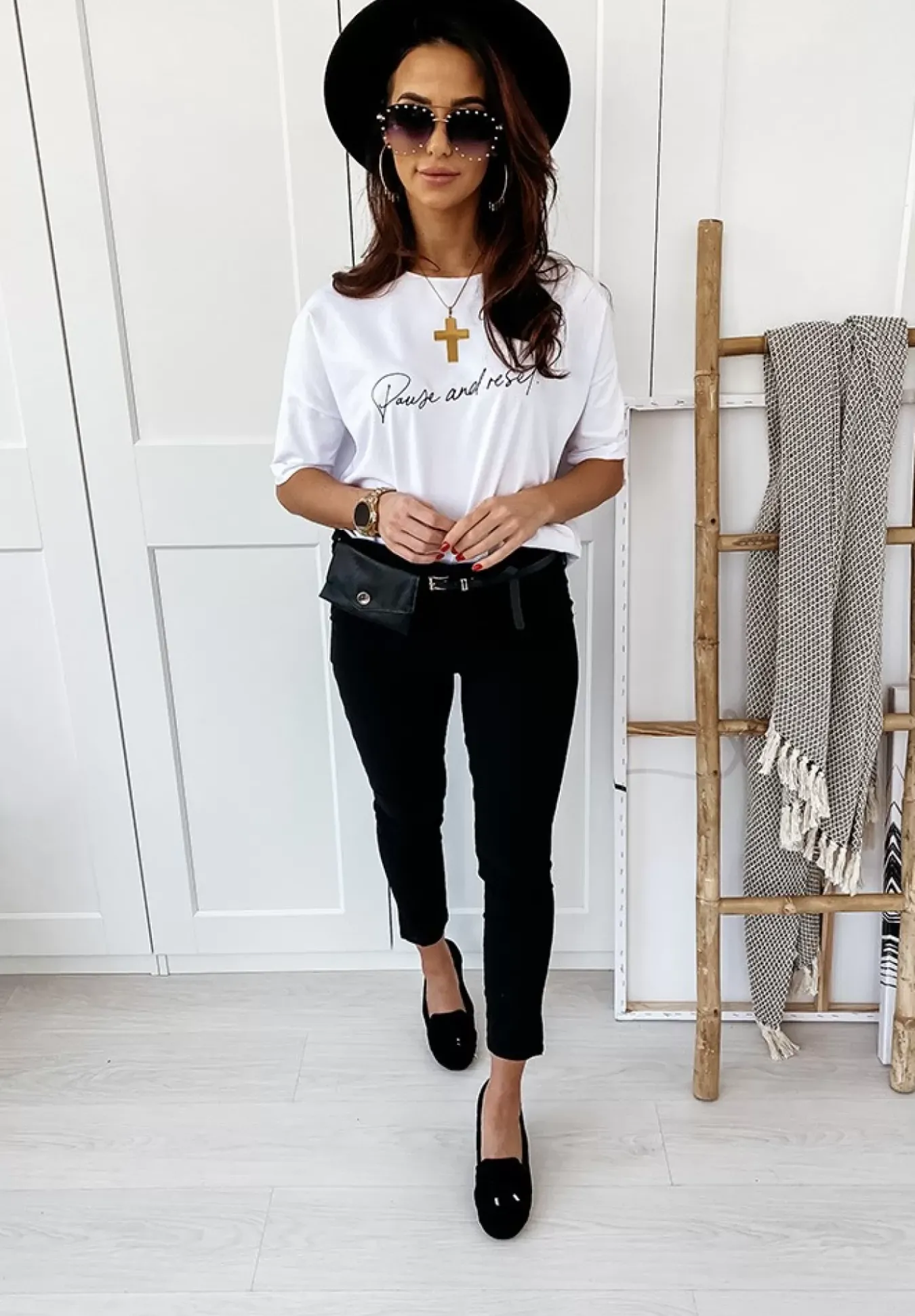 T-Shirt Oversize Pause And Reset Bialy